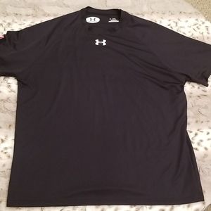 Under Armour heat gear tshirt size L